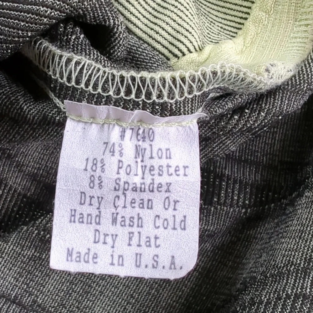 Andria Lieu Collection, pastel green and grey knit blazer. XL